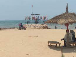 Harga tiket masuk pantai lon malang. Pantai Lon Malang Harga Tiket Masuk Dan Alamat Lokasi Mari Liburan Yuk