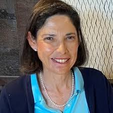 Aida Diaz's Instagram, Twitter & Facebook