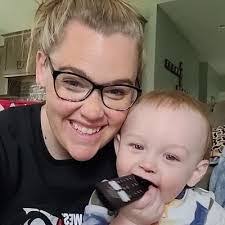 Alexandria Petersen's Instagram, Twitter & Facebook