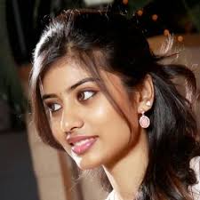 Tarini Venkatesh's Instagram, Twitter & Facebook