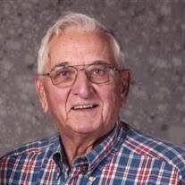 Donald E. Huss Obituary