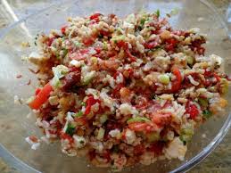 Reissalat Mit Feta Paprika Und Tomaten Rezept Rezept Reissalat Rezepte Salat