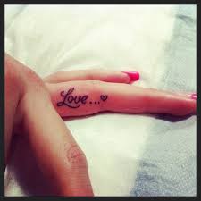 Add A Couple Of Finger Tattoos To My List Girl Finger Tattoos Cute Finger Tattoos Tiny Finger Tattoos
