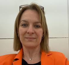 I've been dark, blonde and in between, what's your thoughts