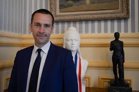 Lille (toutes les informations sur la ville). Info Va Le Maire Rn Sortant De Mantes La Ville Depose Un Recours Apres Une Campagne Anti Democratique Valeurs Actuelles