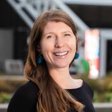 Esmeralda Salas, Research Associate at the Population Health Innovation Lab  (PHIL), presented findings from an evaluation conducted by the PHIL team,  “Evaluation of a county-integrated contact…