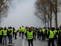 Attention le contenu est choquant : Val D Oise Argenteuil Une Marche En Soutien A Sebastien Maillet Gilet Jaune A La Main Arrachee La Gazette Du Val D Oise