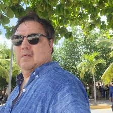 If any one Remember Debbie hornback.went to Southside. Maybe graduated 80  or 81..let me know .thank u