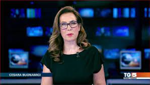 Ma quello che sappiamo è che da oltre 20 anni sta con un medico di nome joshua kalman, di origine israeliana. Tg5 Il Clamoroso Sfogo In Diretta Di Cesara Buonamici Sulla Manovra Del Governo Libero Quotidiano