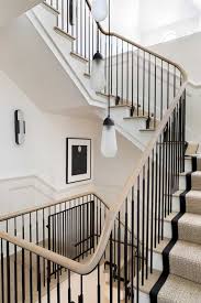 Si está pensando en construir una fachada con pasos de seguro, será interesante conocer este catálogo de modelos de escaleras para exteriores de viviendas. Ideas Decoracion Todo Lo Que Necesitas Saber Para Disenar La Escalera De Tu Casa Foto 1