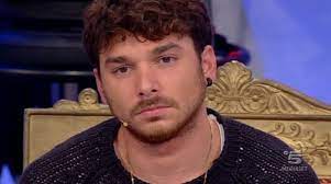 L'ex tronista di uomini e donne, andrea cerioli, si lascia andare ad una profonda riflessione sulla sua vita ammettendo di non sentirsi totalmente felice. Andrea Cerioli Ha Davvero Abbandonato Uomini E Donne Ultime Notizie Flash