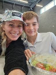 Morgan Kirkham's Instagram, Twitter & Facebook