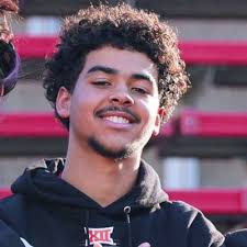 Trestyn Mayberry (@maybetre000)