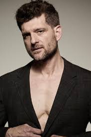 Eric Munk's Instagram, Twitter & Facebook