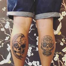 Tatouage tete de mort mexicaine. Poppy Tattoo Un Joli Couple De Tete De Mort Mexicaine Facebook