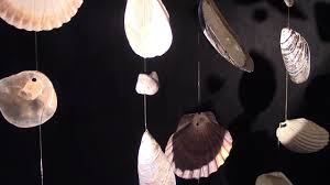 Nun ja, ich weiß bloß nicht, wie ich ein loch in die muscheln kriege, ohne dass die ganz kaputt gehen. Wie Ich Ein Mobile Aus Muscheln Vom Strand Bastele Youtube