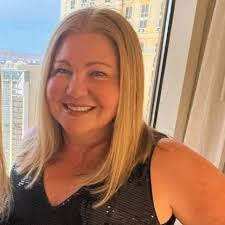 Lora Smith (@lorasmithpdxrealtor) • Instagram photos and videos