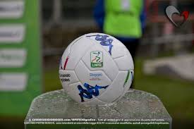 Il campionato è iniziato il 25 settembre 2020 e si concluderà venerdì 7 maggio 2020. Serie B 2020 21 Manca Una Sola Squadra All Appello Cuore Grigiorosso