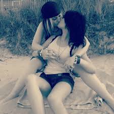 He is born with a pure bad luck! Two Girls Kissing Imgur