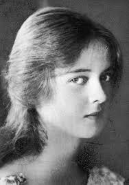 PHOTOS: Today in history — April 5