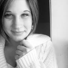 Hannah Senecal's Instagram, Twitter & Facebook