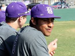 Greyhound baseball players reap post-season awards