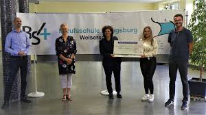 Traditionally they are specialized in the retail banking business. 3000 00 Euro Als Zuschuss Zum Online Lernen Bs4 Welserschule Augsburg