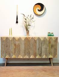 buffet design chevrons nous vous proposons une piece exceptionnelle ce magnifique buffet en bois de manguier mas buffet bois buffet design mobilier de salon