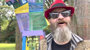 For our Sunday edition of “Lunch Music”, we have a live music video of  Sister Ex, a Baltimore band with high-energy postpunk and darkwave inspired  music. Check out Sister Ex at sisterex.com