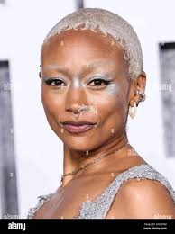 Nora harris hi-res stock photography and images