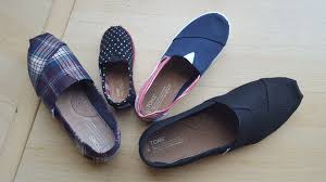 Fashion Cafe: How To Shrink Shoes - Youtube