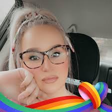 Received so so many items from so many of these lovely ladies within this  group. Thank you all for my glamorous items and fast shipping ♥️🙏🏼✨Yesi  Gutierrez Lizzy Reyes Terah Gini Katheii