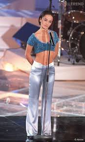 Résultat de recherche d'images pour "alizee"