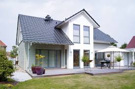 Das unternehmen plant und baut ihr haus exakt so, wie sie es sich vorstellen. Einfamilienhaus Bergheim Ein Fertighaus Von Gussek Haus