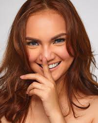 Let me introduce Loisa, who found her Third Space by rediscovering  something she once loved. Third Space is a series about the places we  create for ourselves. Where we slow down, express