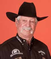 Annie Munn's Instagram, Twitter & Facebook