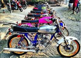 Custom decal megapro primus 1600 meggyson pertamax7 jackalride via jackalride.com. Melirik Lagi Honda Cb Yang Katanya Dilarang Udah Jelas Kan Gridoto Com