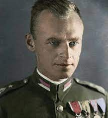 Pilecki was executed in 1948 by the communists. Witold Pilecki Pisal Ze Wiezniowie W Auschwitz Sa Dobrze Odzywieni Chcial By Armia Krajowa Zaatakowala Oboz