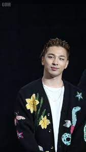 Auf der bühne ist er unter dem . Taeyang Wikipedia