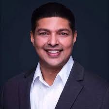 Justin Hedlund's Instagram, Twitter & Facebook