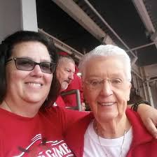 What are some fun and unique restaurant recommendations in Cincinnati for a  family gathering?