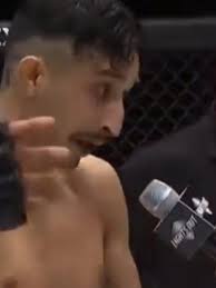 Brasileiro 'se empolga' ao desafiar lutador no UFC: 'Não uso drogas e você  é maconheiro'