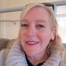 Exhibitor shares Smithfield history, roots through Esmond Mill blanket  display