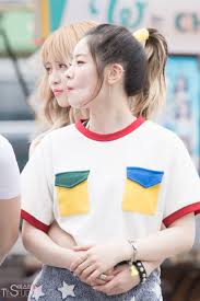 Hd wallpapers and background images Hirai Momo Android Iphone Wallpaper Asiachan Kpop Jpop Image Board