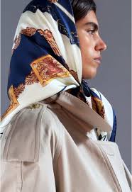 Frame Ritz Paris Sweater