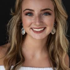 Erin Logsdon's Instagram, Twitter & Facebook