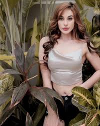 Her birthday, what she did before fame, her family life, fun trivia facts, popularity rankings, and more. Cieee Jerinx Sid Pacari Janda Cantik Nora Alexandra Phillip Pojoksatu Id
