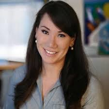 Leanne Holmes's Instagram, Twitter & Facebook