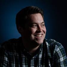 Thomas Sheahan's Instagram, Twitter & Facebook