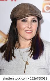 2+ Hundred Ricki Lake Royalty-Free Images, Stock Photos & Pictures